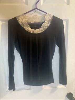 Black Long-Sleeve Scoop Neck Tee with Cream Lace Trim